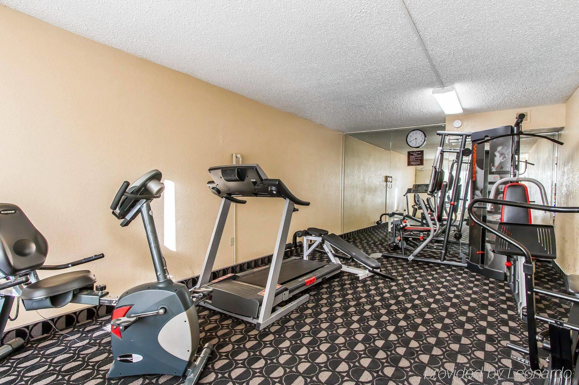 Quality Inn Ada Near University Экстерьер фото